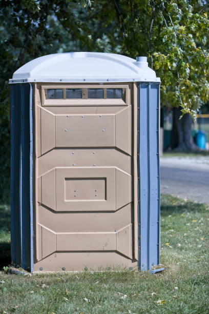 Best Portable toilet rental cost  in Harlan, IA
